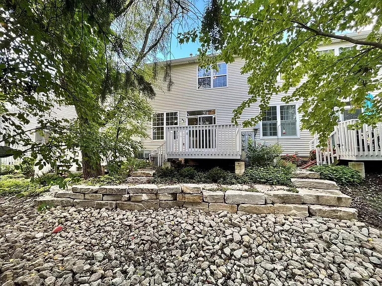 2841 White Thorn Cir — Photo 27