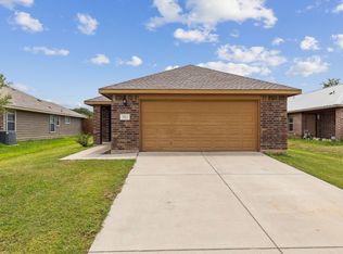 502 Glenwood St, Gainesville, TX 76240