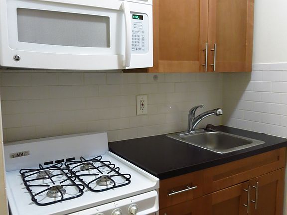 5th image of 503 E 78th St APT 2D