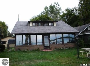 336 S Grove St, Crystal, MI 48818