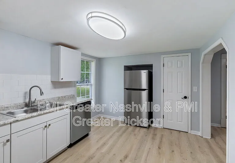 4859 Highway 100 — Photo 27