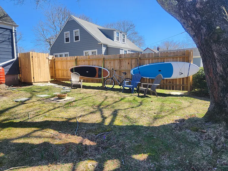 74 Edgewater Rd — Photo 10