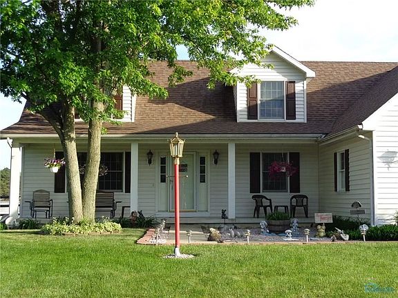 2nd image of 1461 Circle Dr