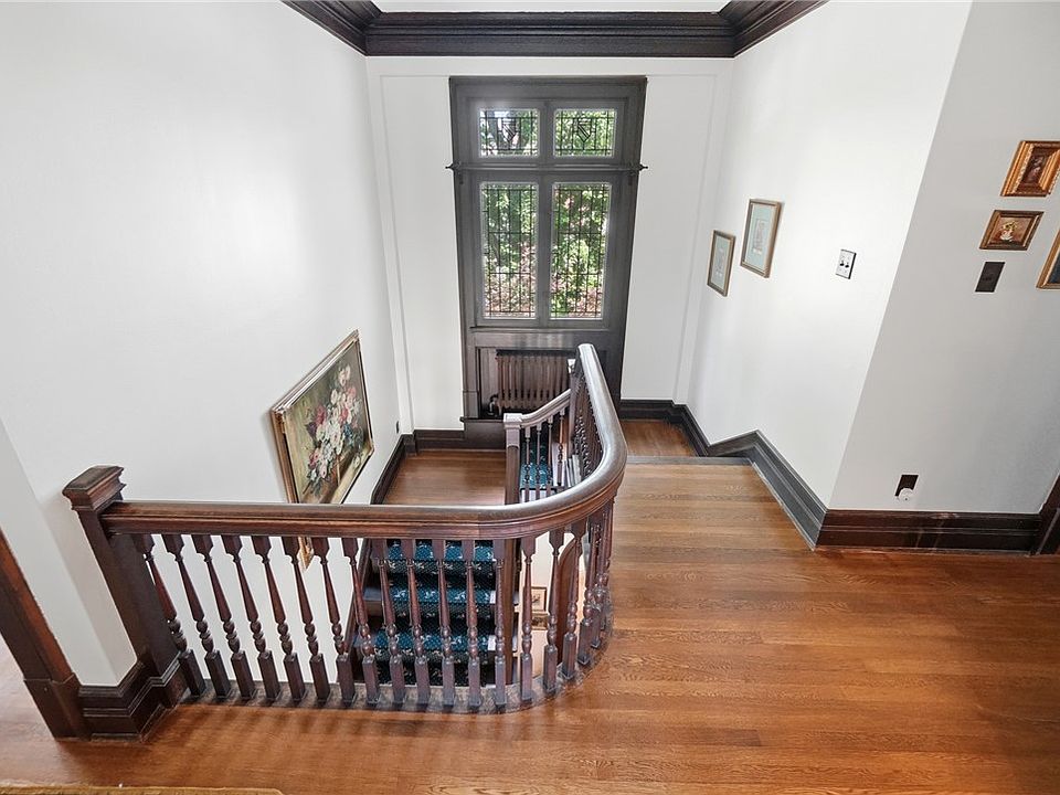 34th image of 505 E Linden Ave
