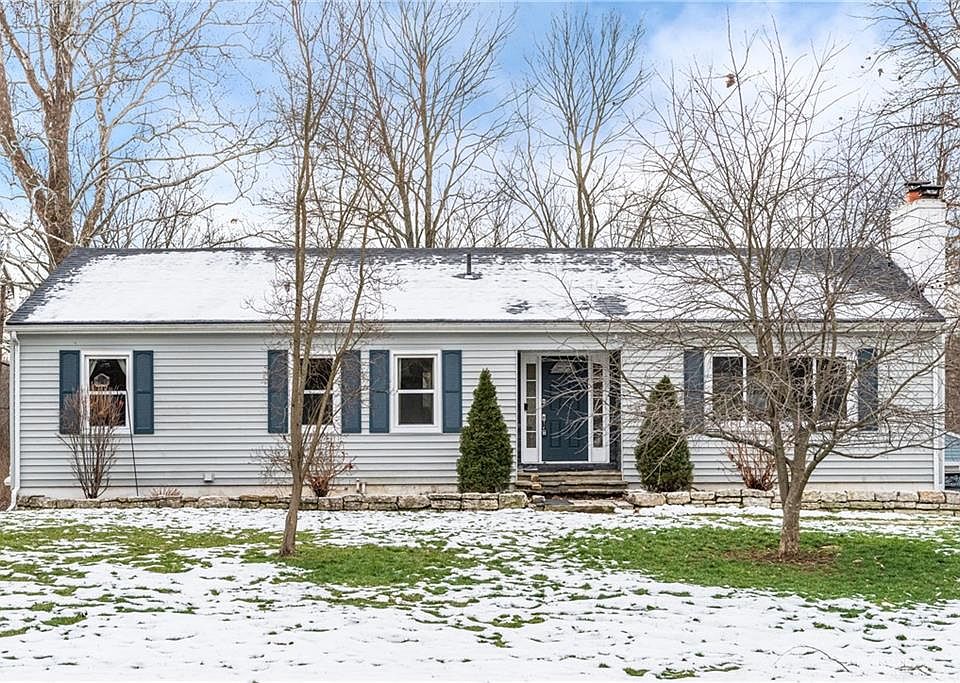 1st image of 1380 Old Country Dr