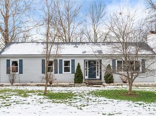1380 Old Country Dr, Dayton, OH 45414