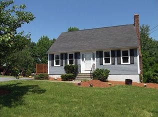 26 Bicentennial Ave, Leominster, MA 01453