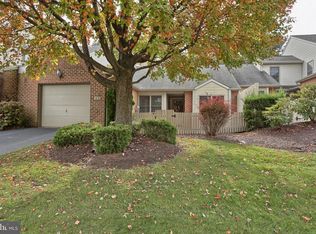 68 Cambridge Dr, Hershey, PA 17033