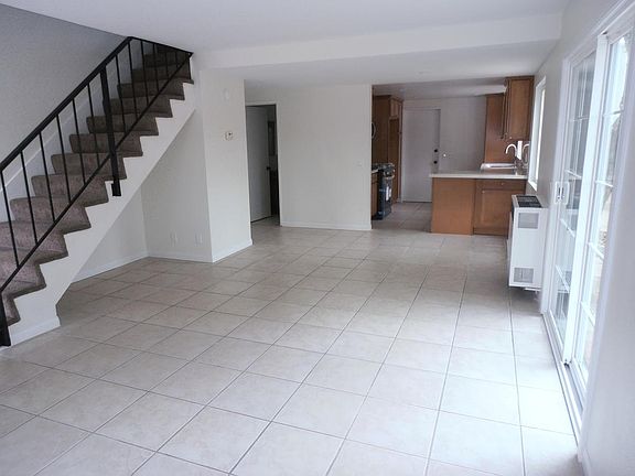 2nd image of 9407 Petit Cir
