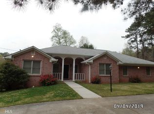 392 Lakeshore Dr, Stockbridge, GA 30281