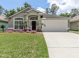 802 S Lilac Loop, Saint Johns, FL 32259