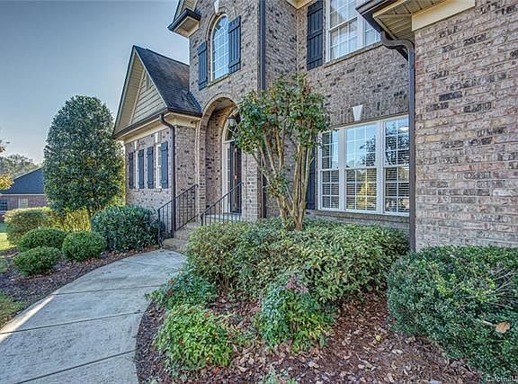4th image of 4017 Broadwing Ct