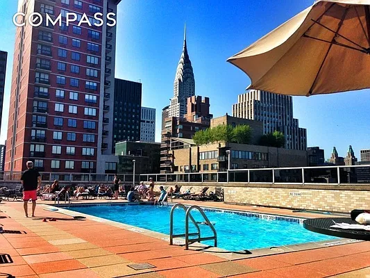 Rented by Compass | media 28