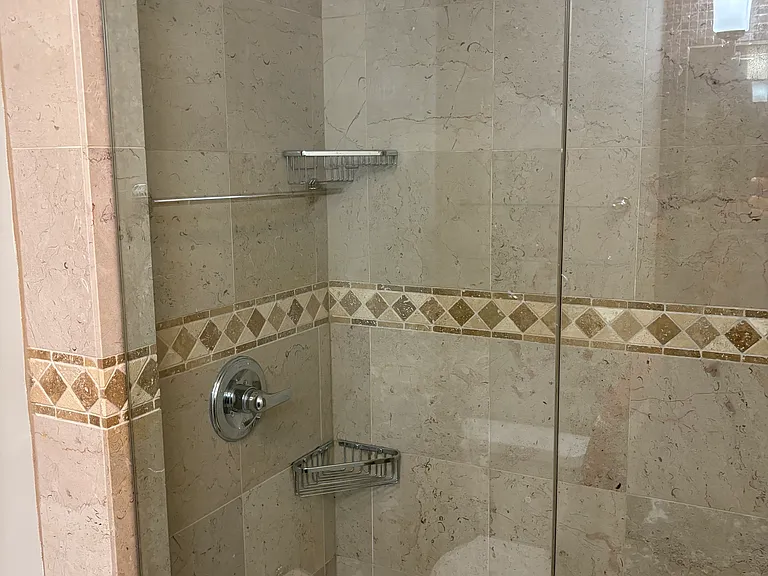 560 Vine Ave #203 — Photo 29