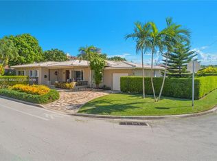 424 89th St, Surfside, FL 33154