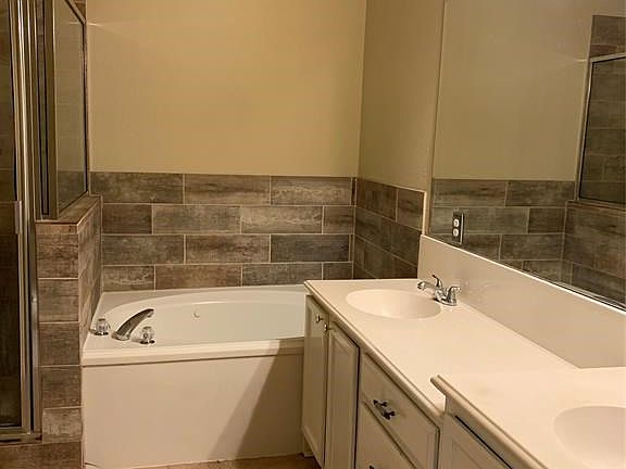 5th image of 1531 Westfield Ln