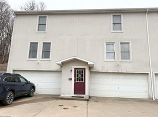 38 Cliffside Dr #1, Morgantown, WV 26501