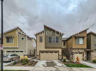 9758 Albion Ln, Thornton, CO 80229