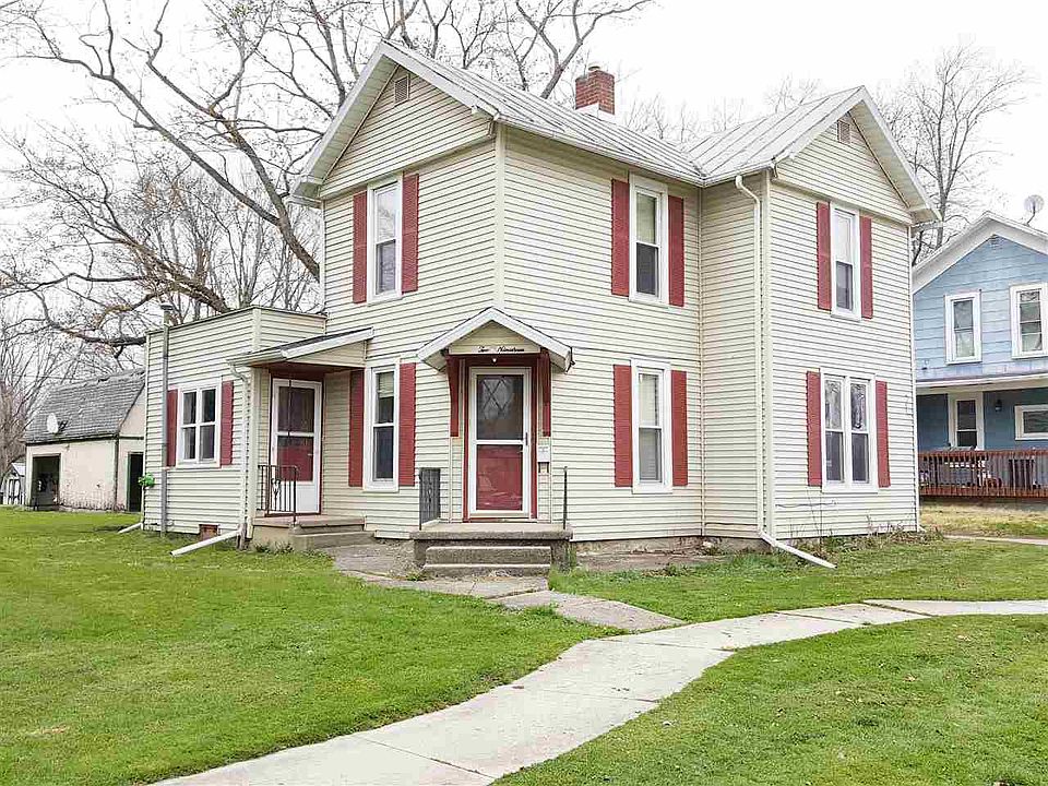 1st image of 219 N Oak St