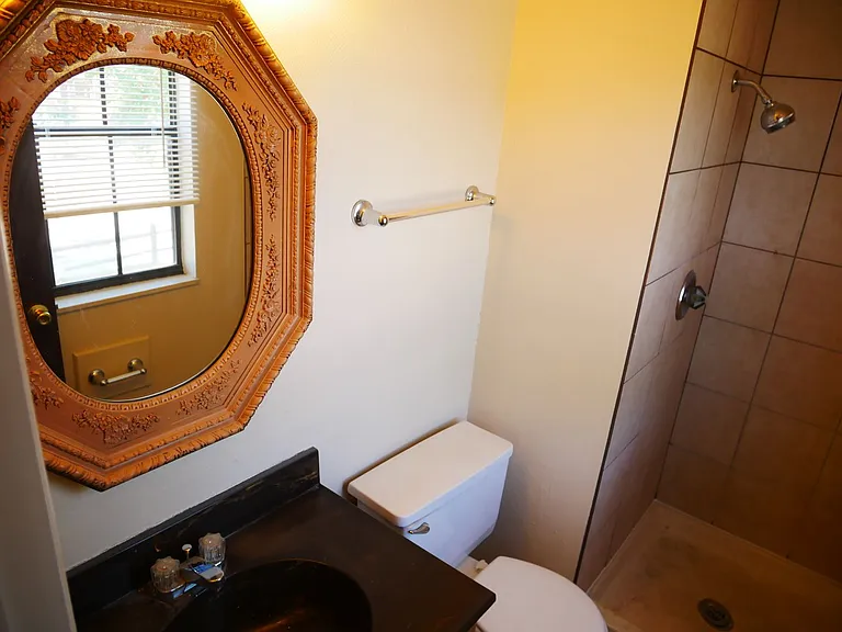 6615 Brook Park Dr — Photo 7