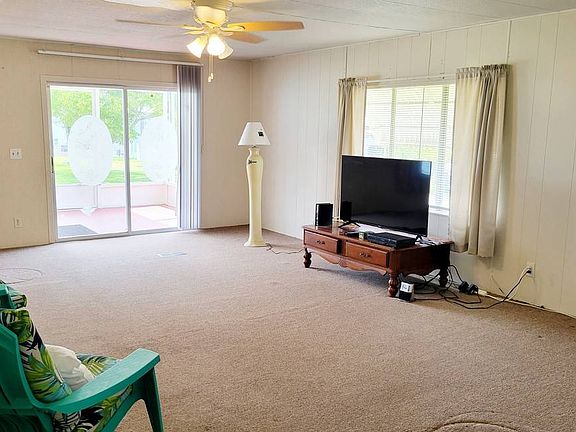3rd image of 91 Sargasso Ln