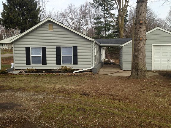 3rd image of 161 Winston Dr