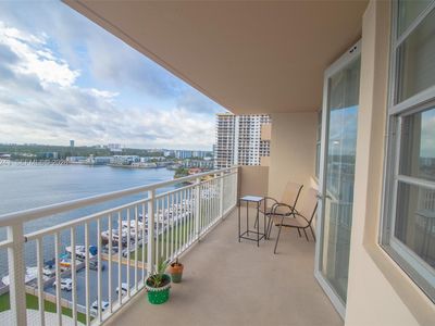 250 174th St APT 1118, Sunny Isles Beach, FL, 33160