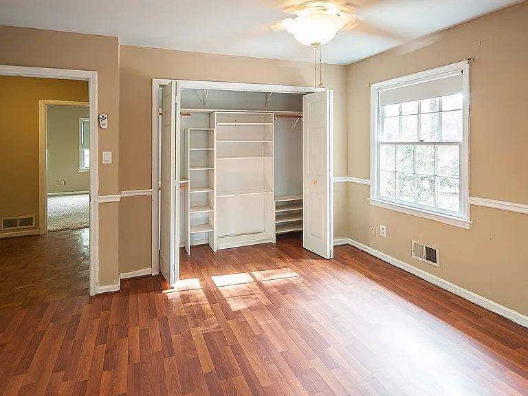 4682 Sharon Valley Ct — Photo 14