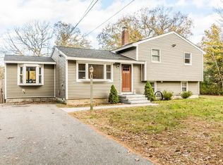 84 Bellflower Rd, Billerica, MA 01821