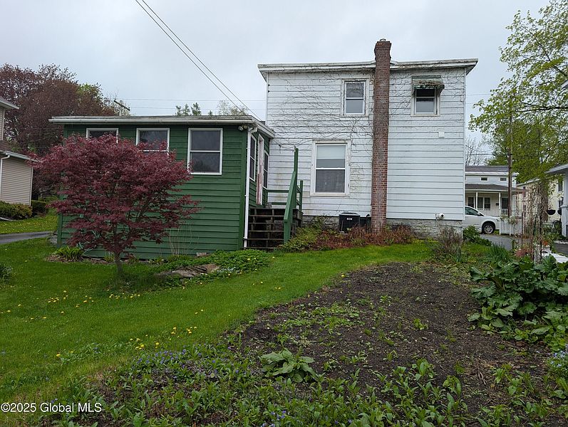 5th image of 119 Montgomery Street