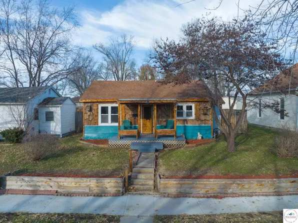 2035 E 7th St, Sedalia, MO 65301