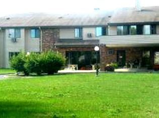 N114W16080 Sylvan Cir #80-201, Germantown, WI 53022