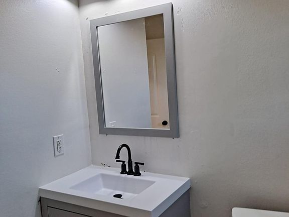 4th image of 6801 Pritchard Pl #6801