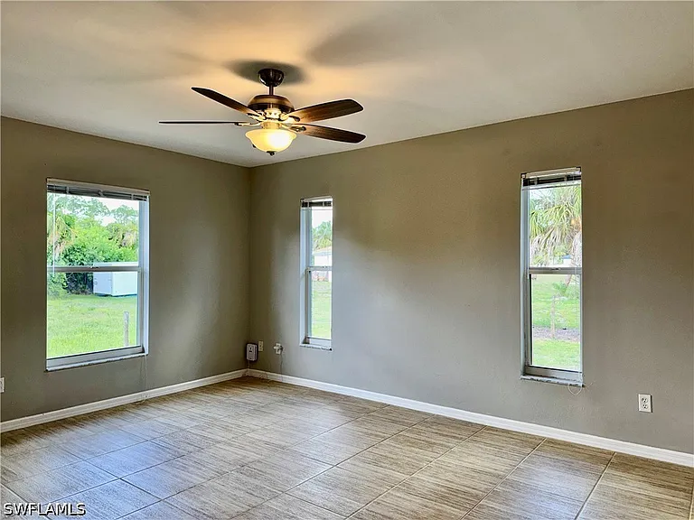 6016 Lindbrook Ave — Photo 15