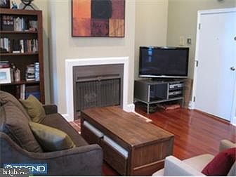 3rd image of 306 S 13th St APT 2