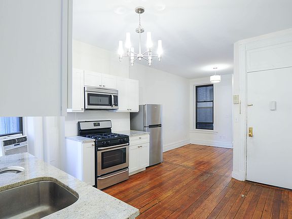 3rd image of 515 E 87th St APT 3E