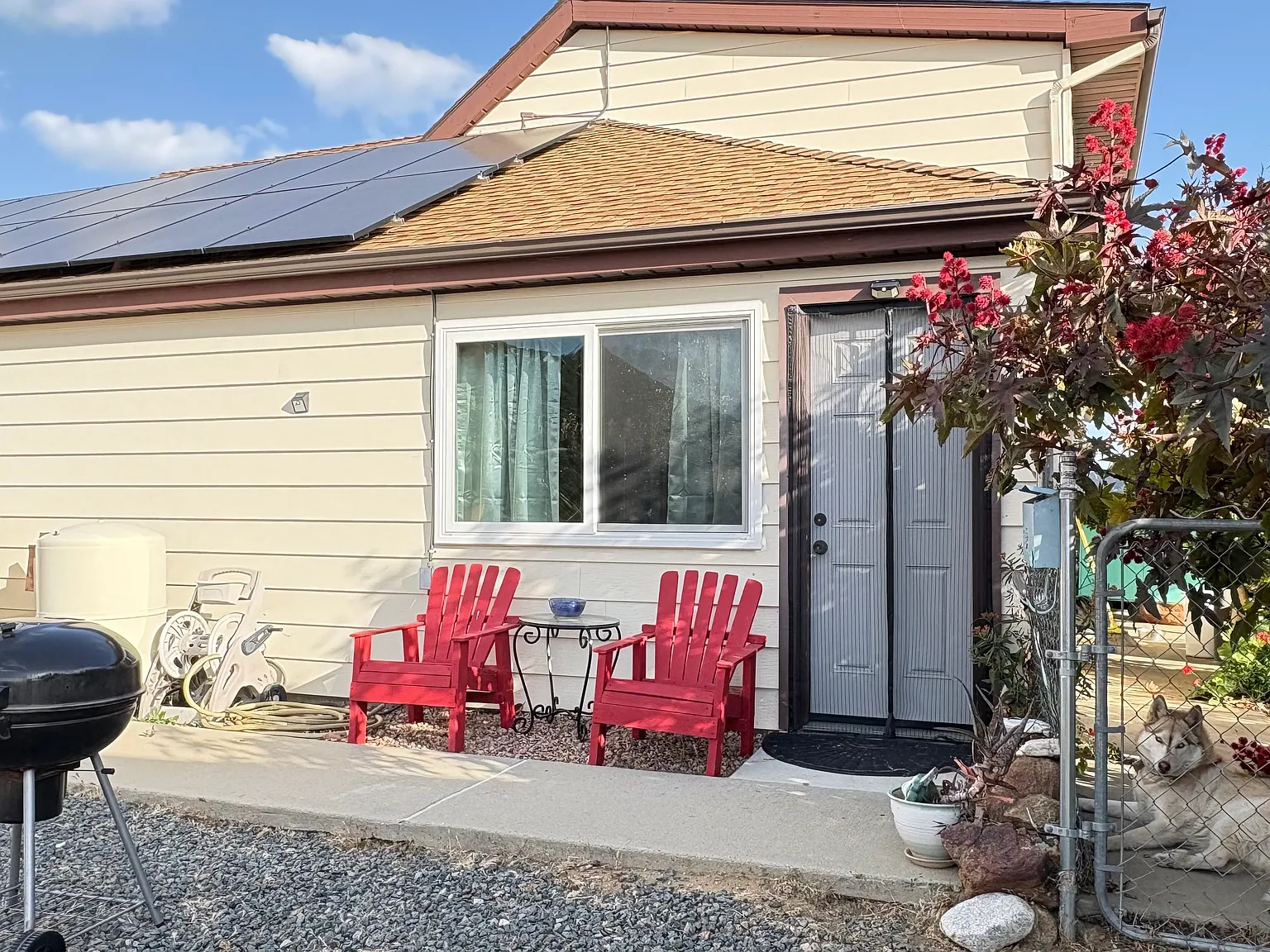 1 bed, 400 sqft, $1,200 — Photo 1