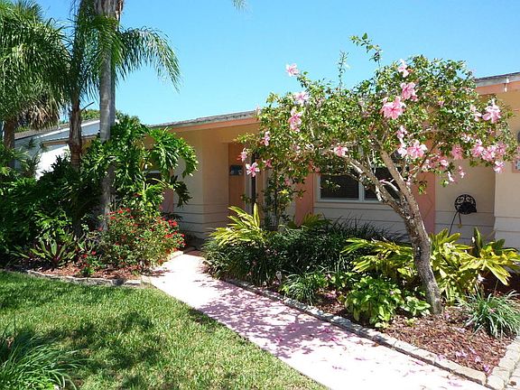 3rd image of 424 Aruba Ct