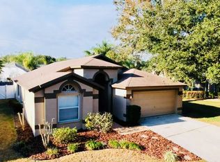 4510 Compass Oaks Dr, Valrico, FL 33596