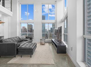 933 Seymour St #1012, Vancouver, BC V6B6L6