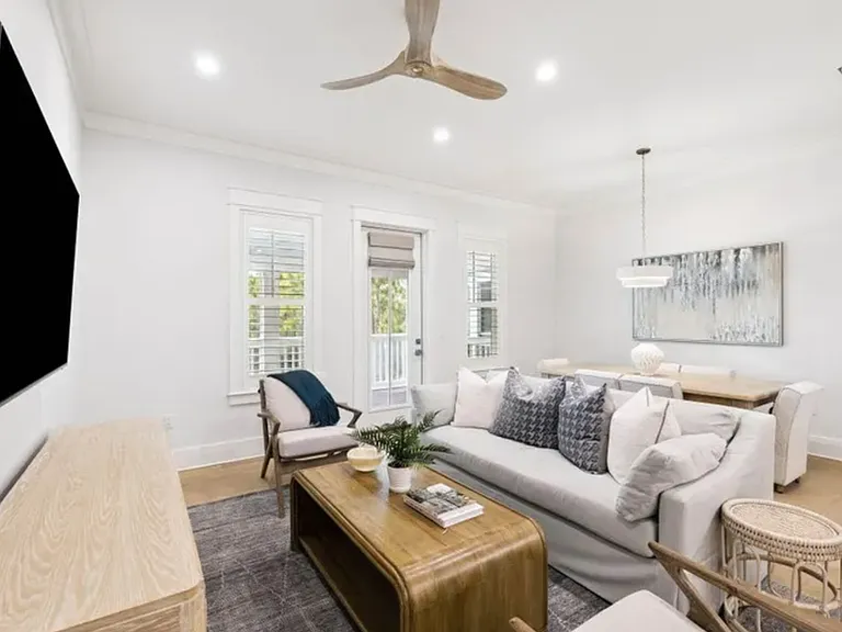 45 Grove Townhomes Pl #104 — Photo 9