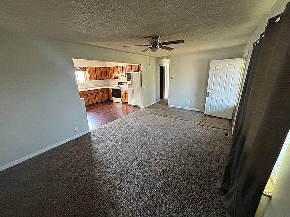 3rd image of 4403 Columbine Ave