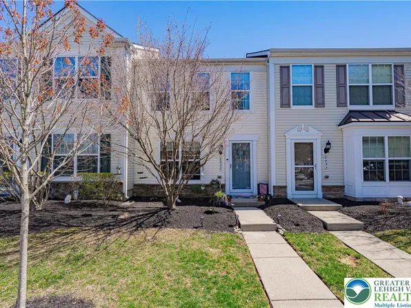 8428 Cromwell Ct, Breinigsville, PA 18031