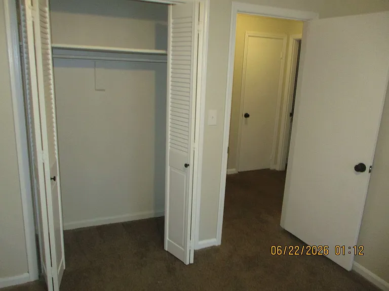 1108 Duke Ln — Photo 9