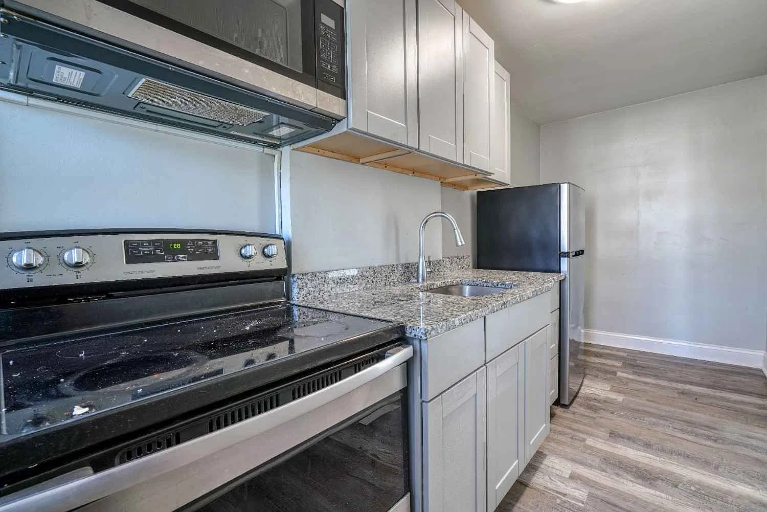 160X Plum Street Baltimore MD 21226 — Photo 1