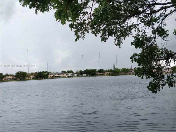 18801 NE 2nd Ave APT 1014, Miami, FL 33179