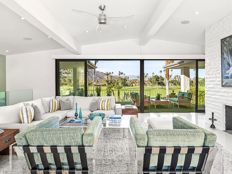 1350 E Murray Canyon Dr — Photo 4