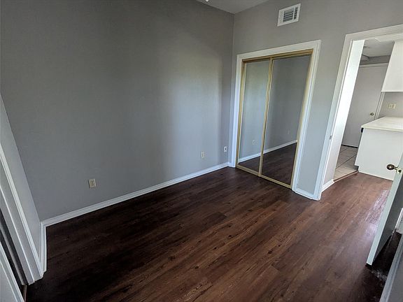 4th image of 601 Nelray Blvd APT 11