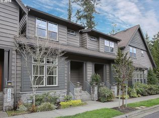 10574 SW Windwood Way, Portland, OR 97225