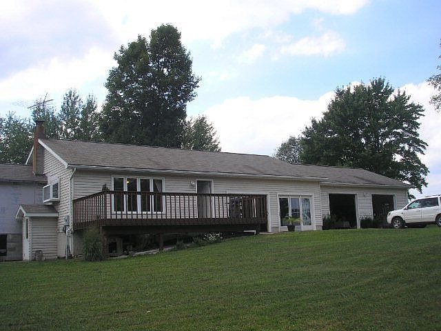 2nd image of 17469 Center Rd